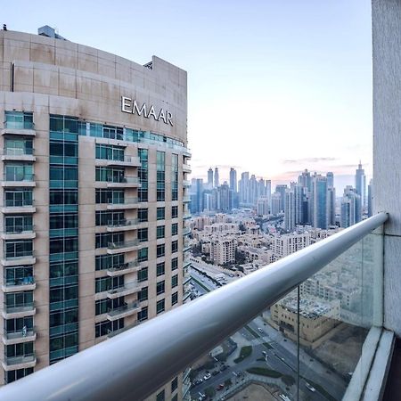 ドバイNear Burj Khalifa, Downtown - Burj Al Nujoomアパートメント エクステリア 写真